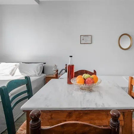 στη χώρα σερίφου Апартаменты *