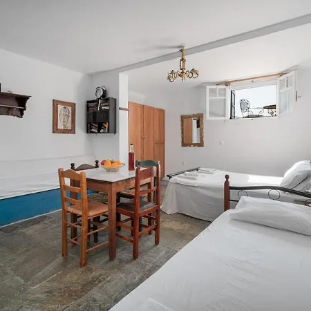 στη χώρα σερίφου Апартаменты